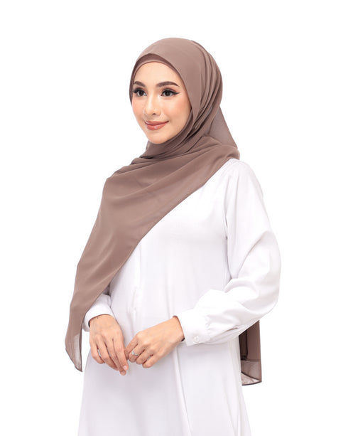 brown magnet hijab-DaalAin
