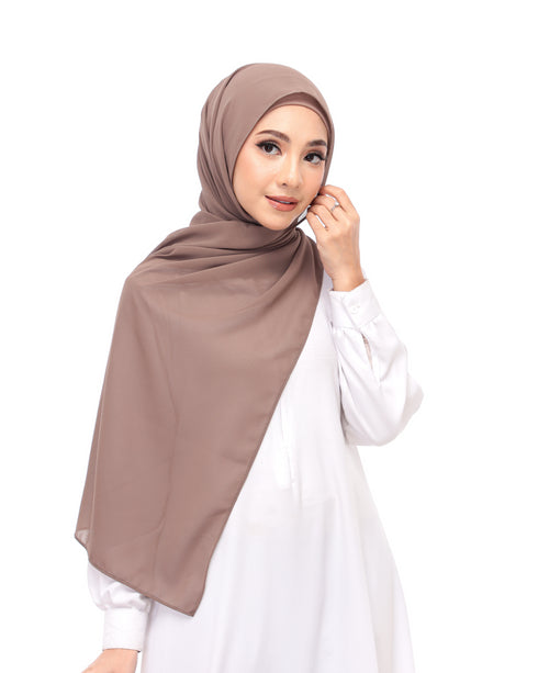 brown magnet hijab-DaalAin