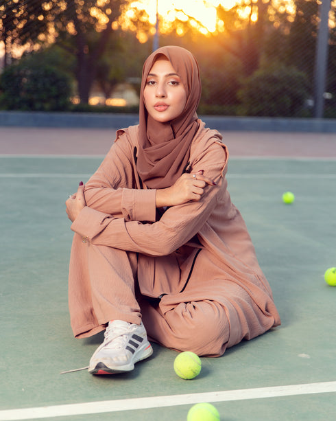 Comfortable and sports friendly hoodies by DaalAin.