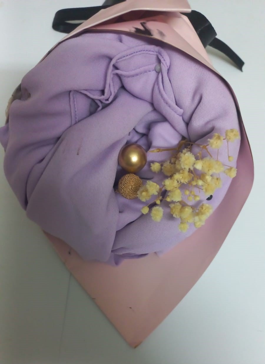 lilac magnet hijab