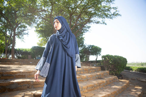 navy blue summer edit