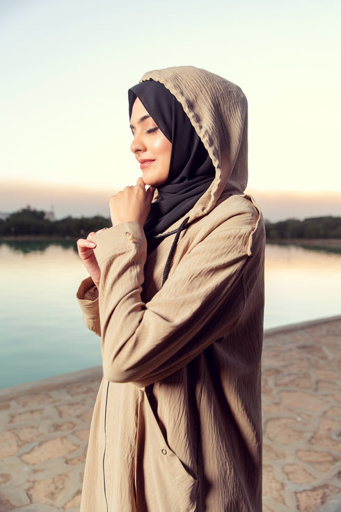 Comfortable and sports friendly hoodies by DaalAin.