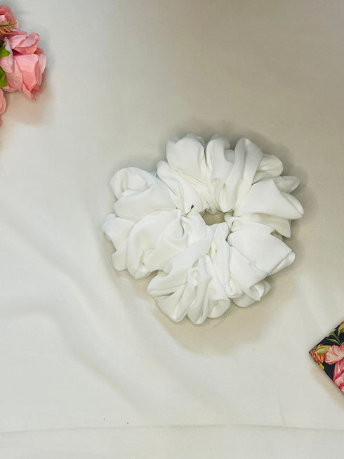 White Scrunchie - DaalAin