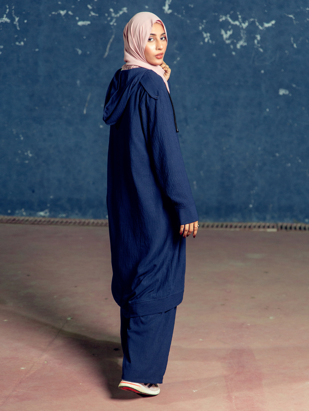Comfortable and sports friendly hoodies by DaalAin.
